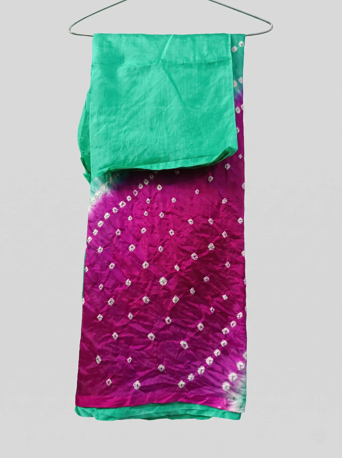 Multicolour Bandhani Lehariya Saree in Navy, Magenta & Teal